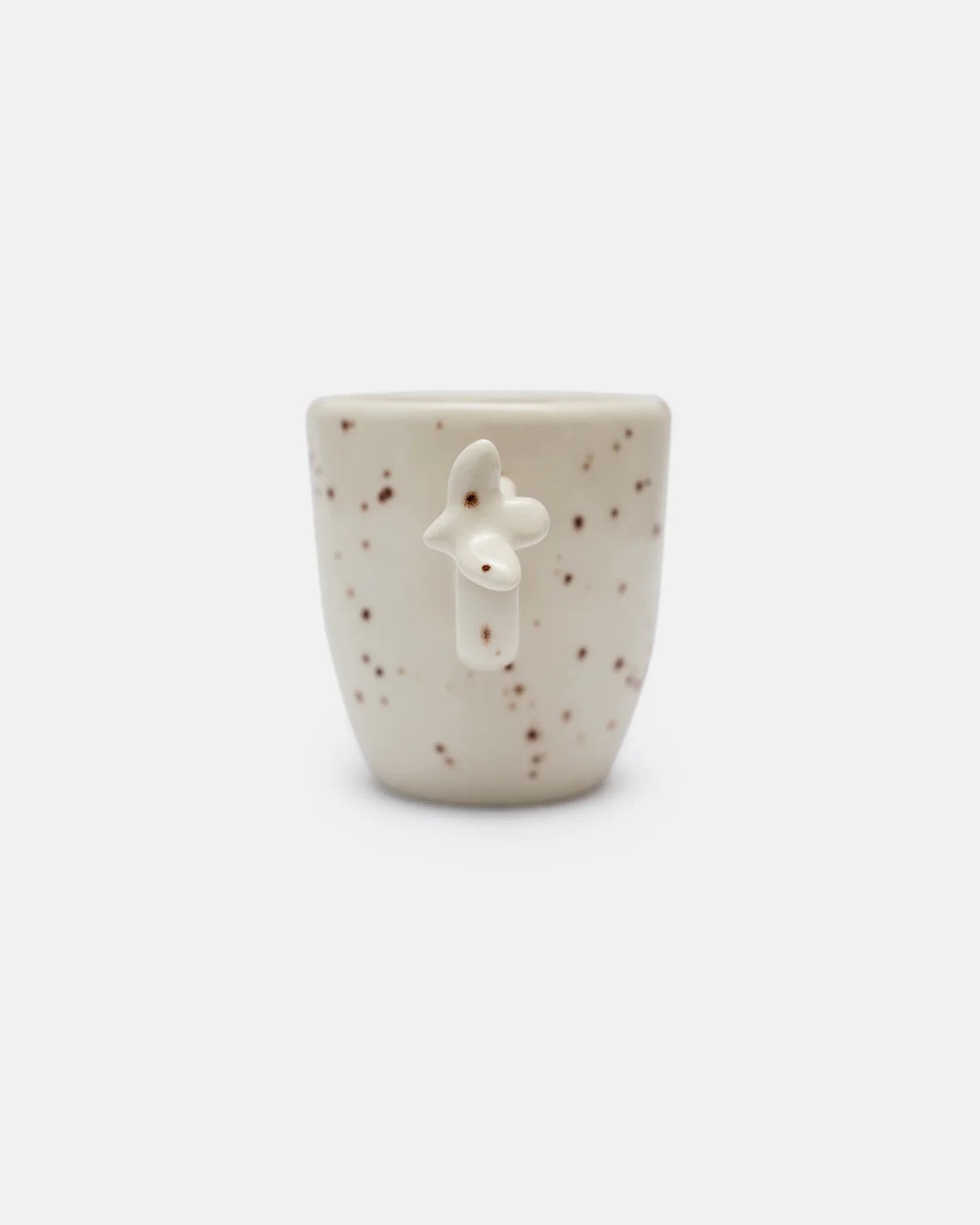 DEJA VU EGGSHELL CUP MILK