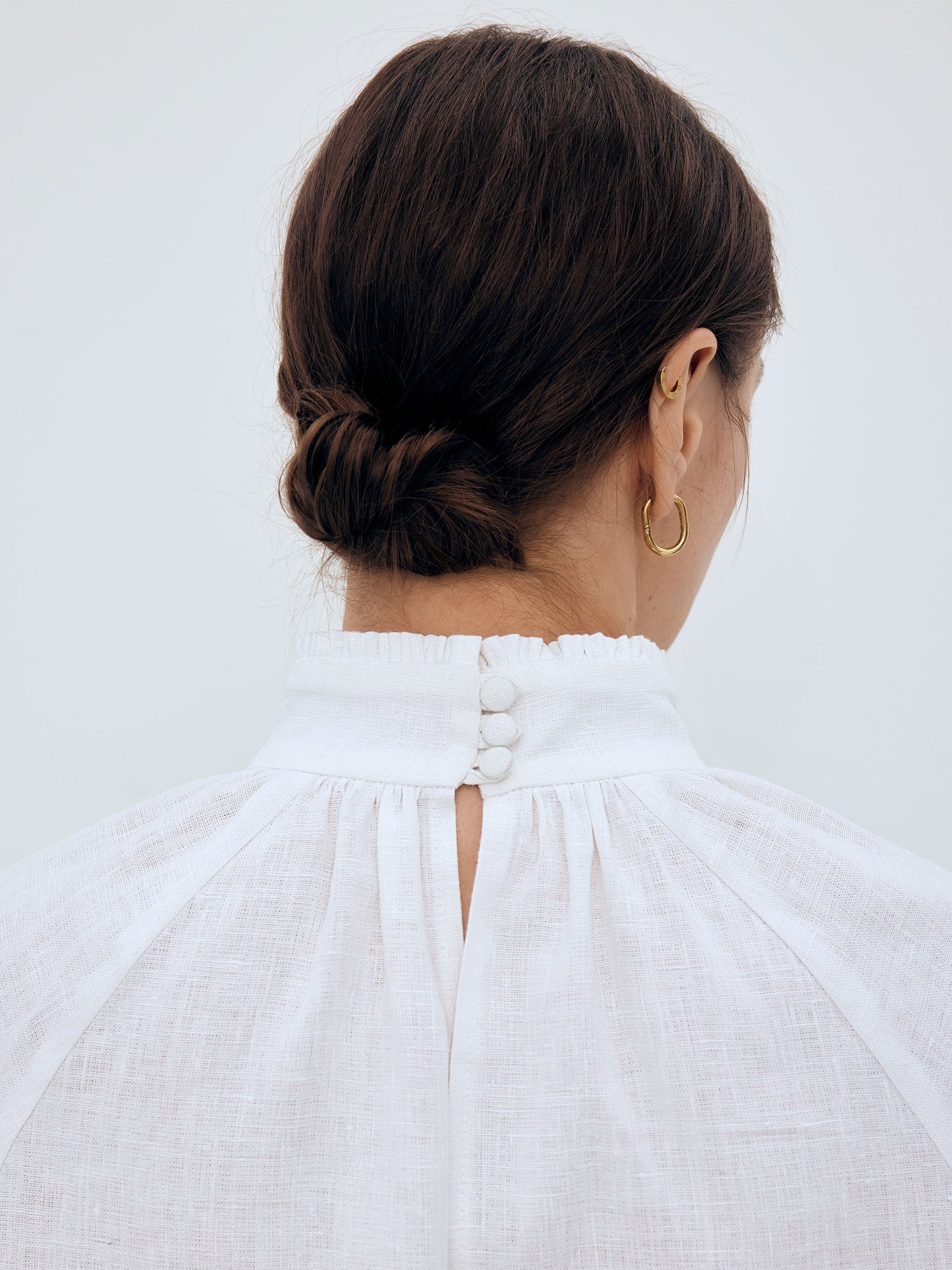 ETNODIM LINEN SHIRT WITH FLORAL ORNAMENT "BOUQUET"