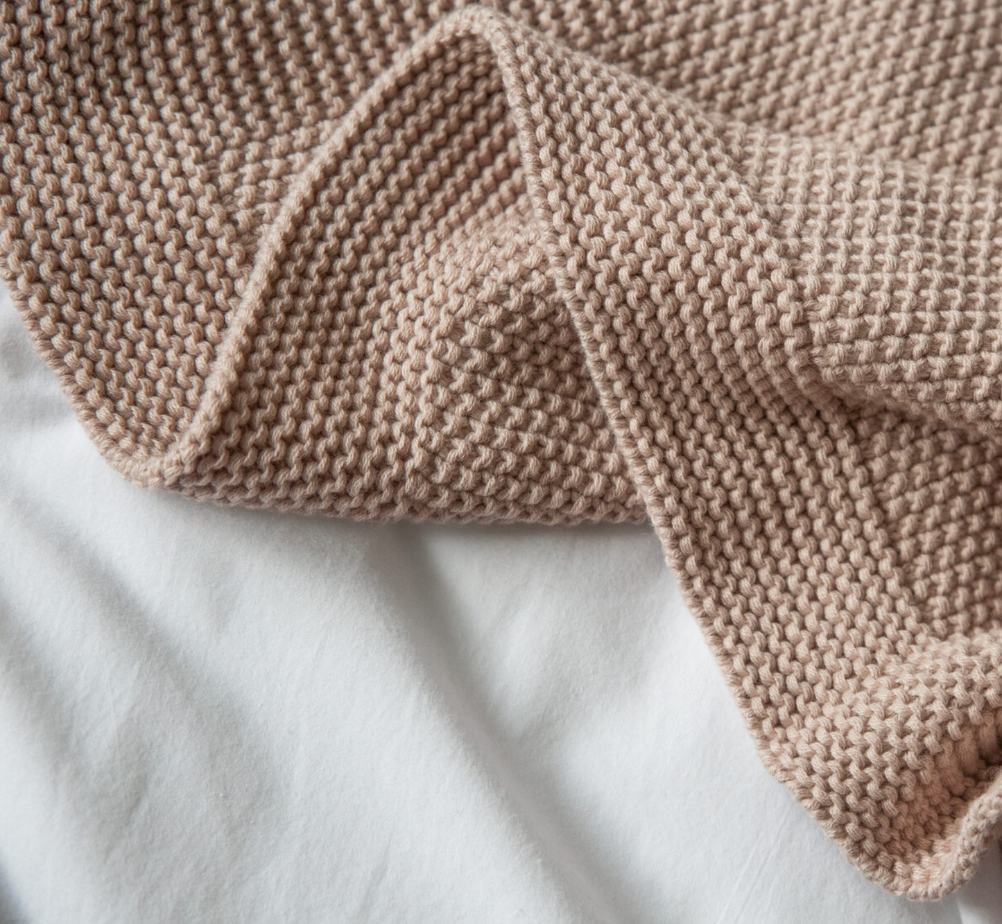 HOME ME POWDER PLAID-BEDSPREAD