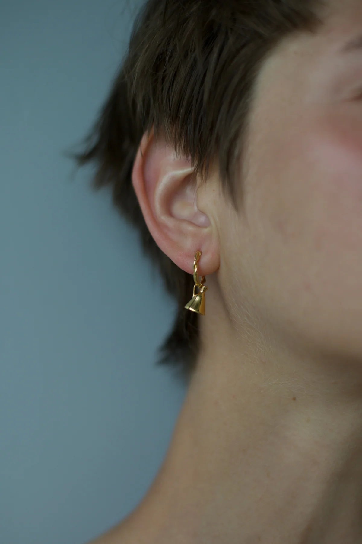 JUG MONO EARRING GOLD