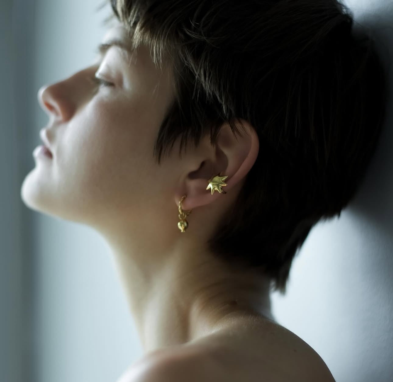 COURABIE GUL EAR CUFF GOLD