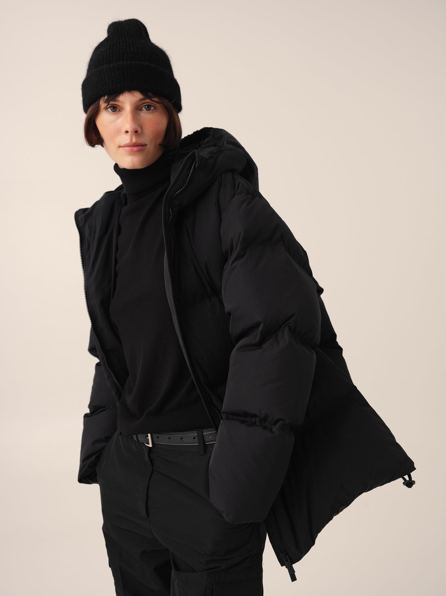 DOWN JACKET IN BLACK