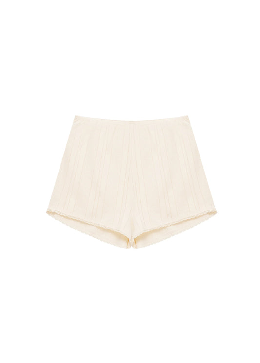 TEXTURED SHORTS IN MILK