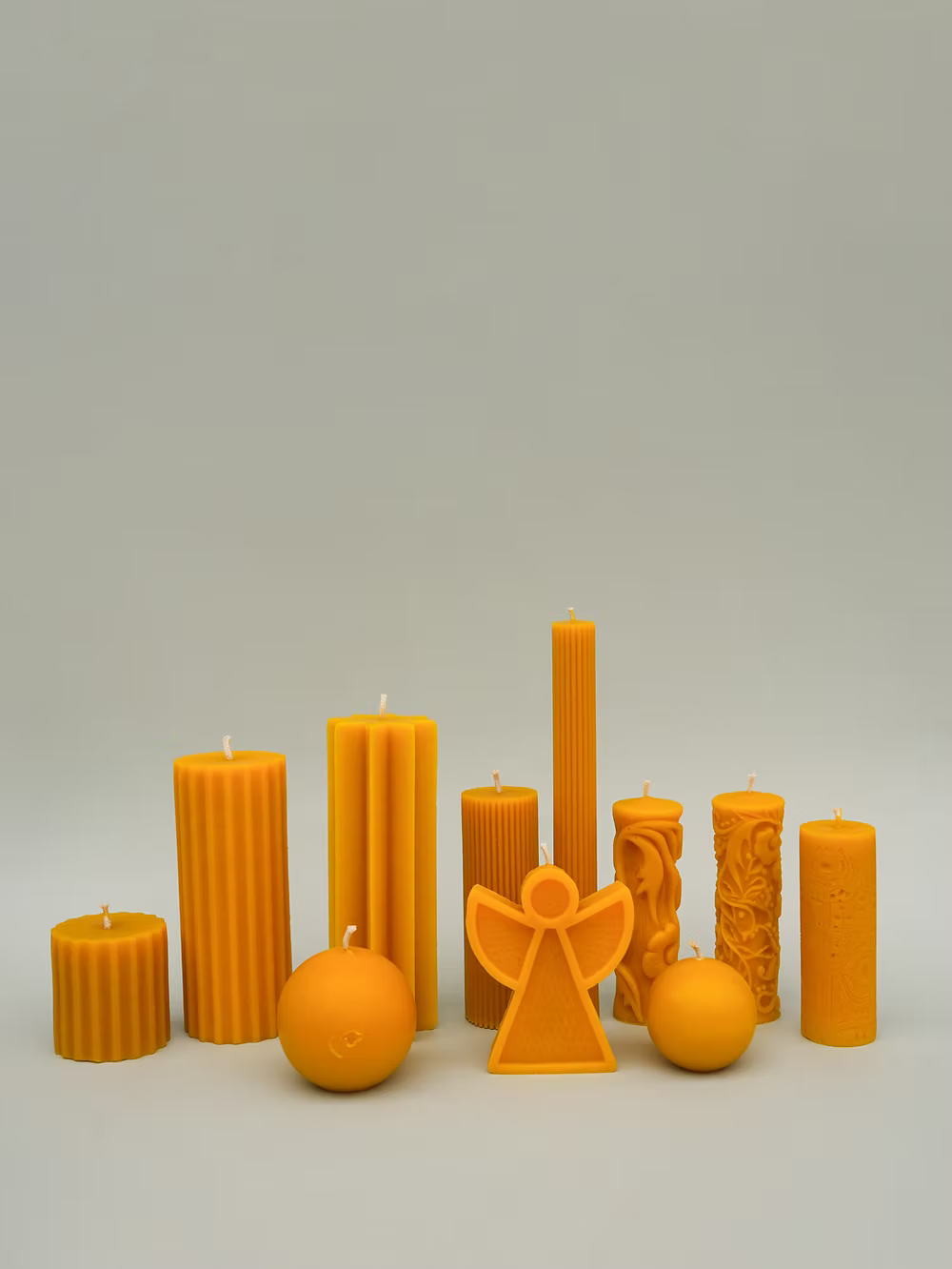 MEDOVISVICHKY CARVED YAVORIVSKA CANDLE