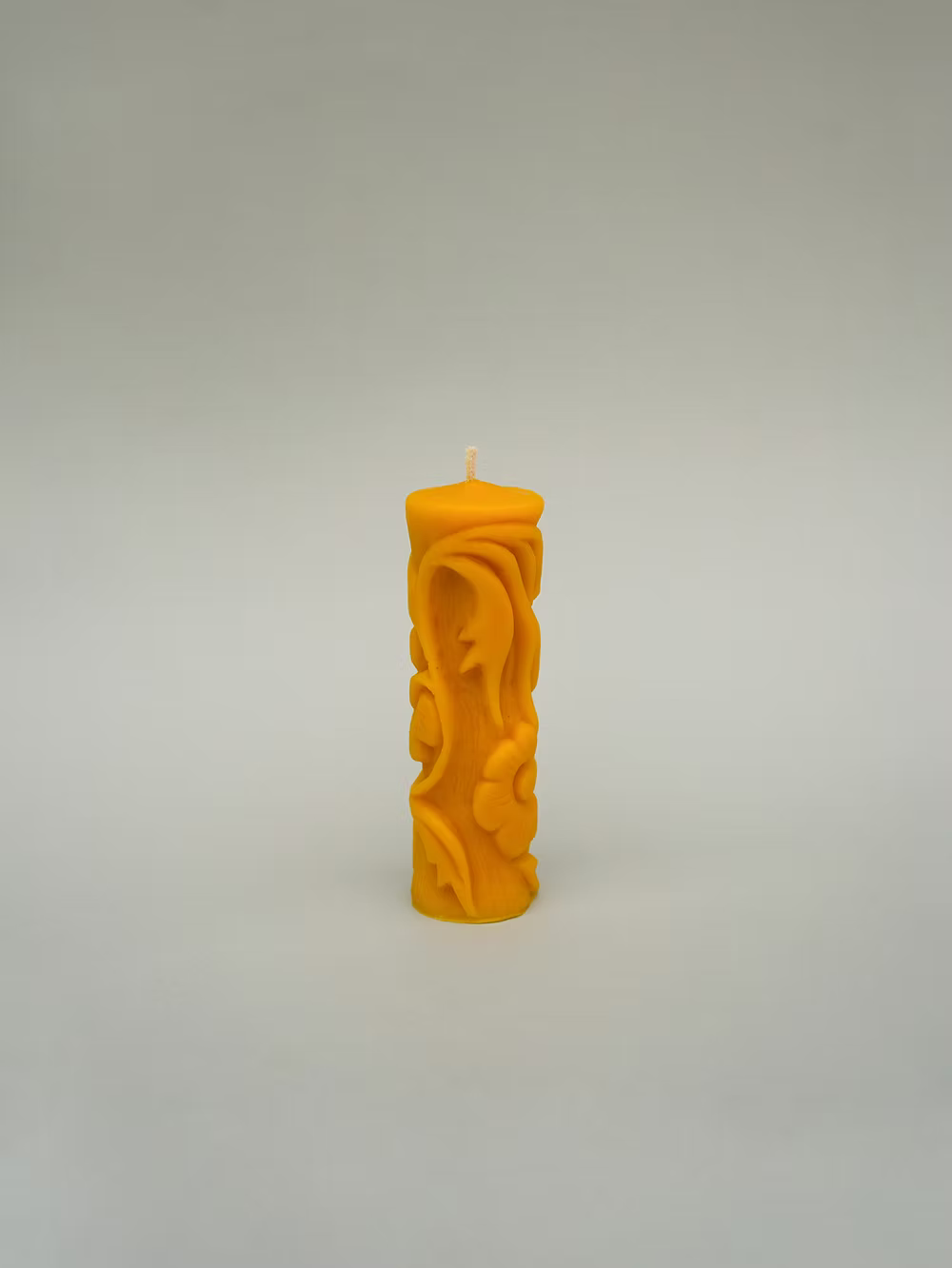 MEDOVISVICHKY CARVED YAVORIVSKA CANDLE
