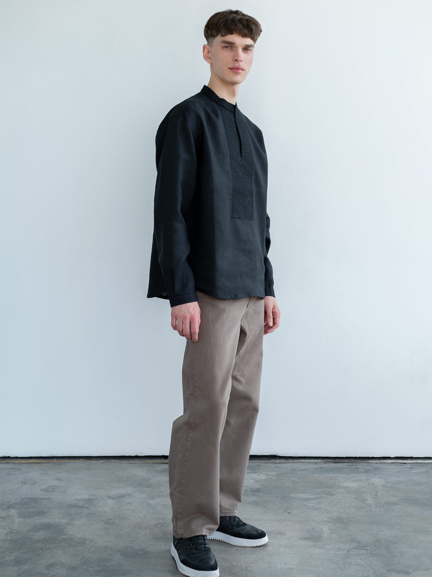 MENS BLACK EMBROIDERED SHIRT "APOLLO BLACK"