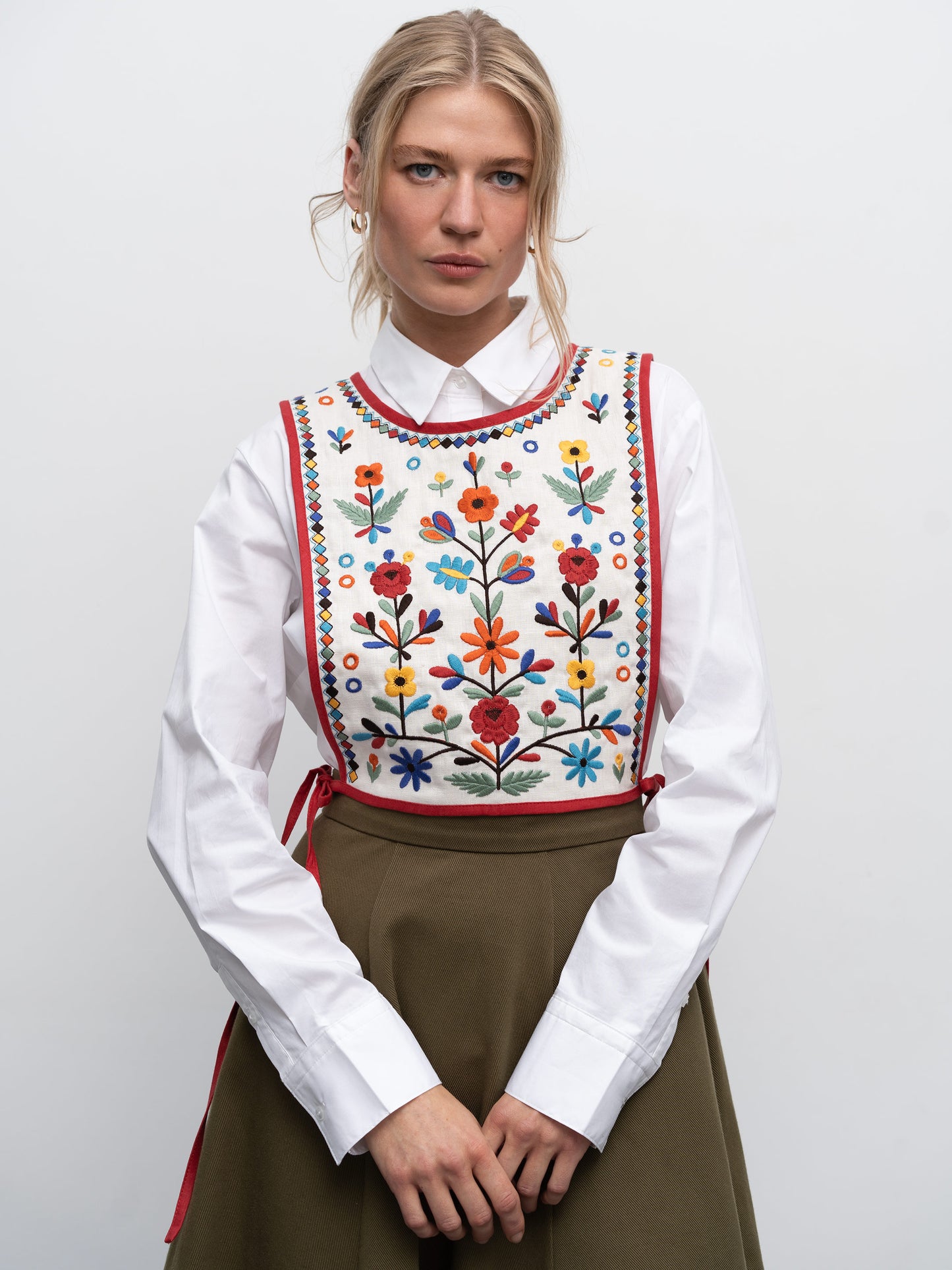 LINEN EMBROIDERED VEST WITH TIES YARYNA VEST